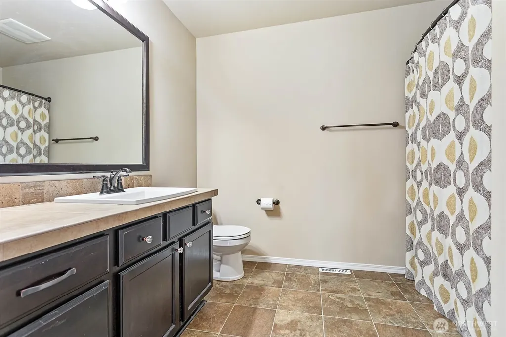 5495 Razor Peak Drive Mount Vernon WA 98273