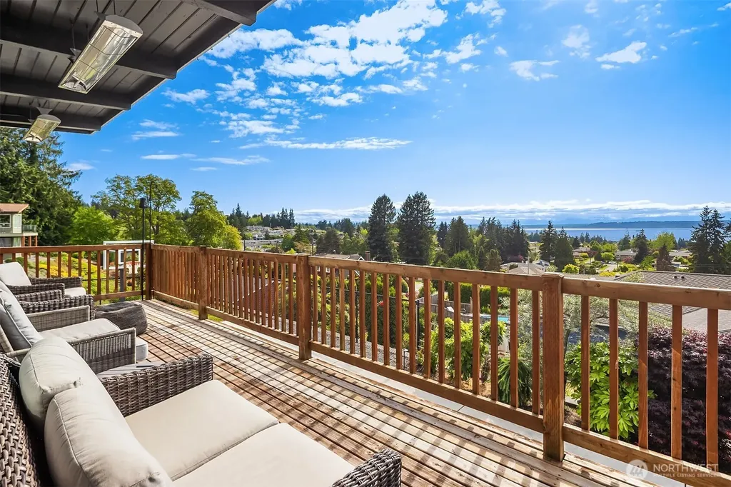 1116 Vista Place Edmonds WA 98020