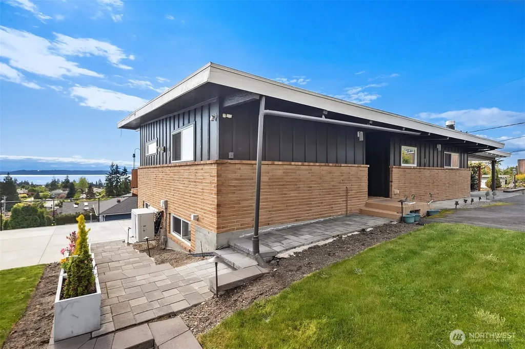 1116 Vista Place Edmonds WA 98020