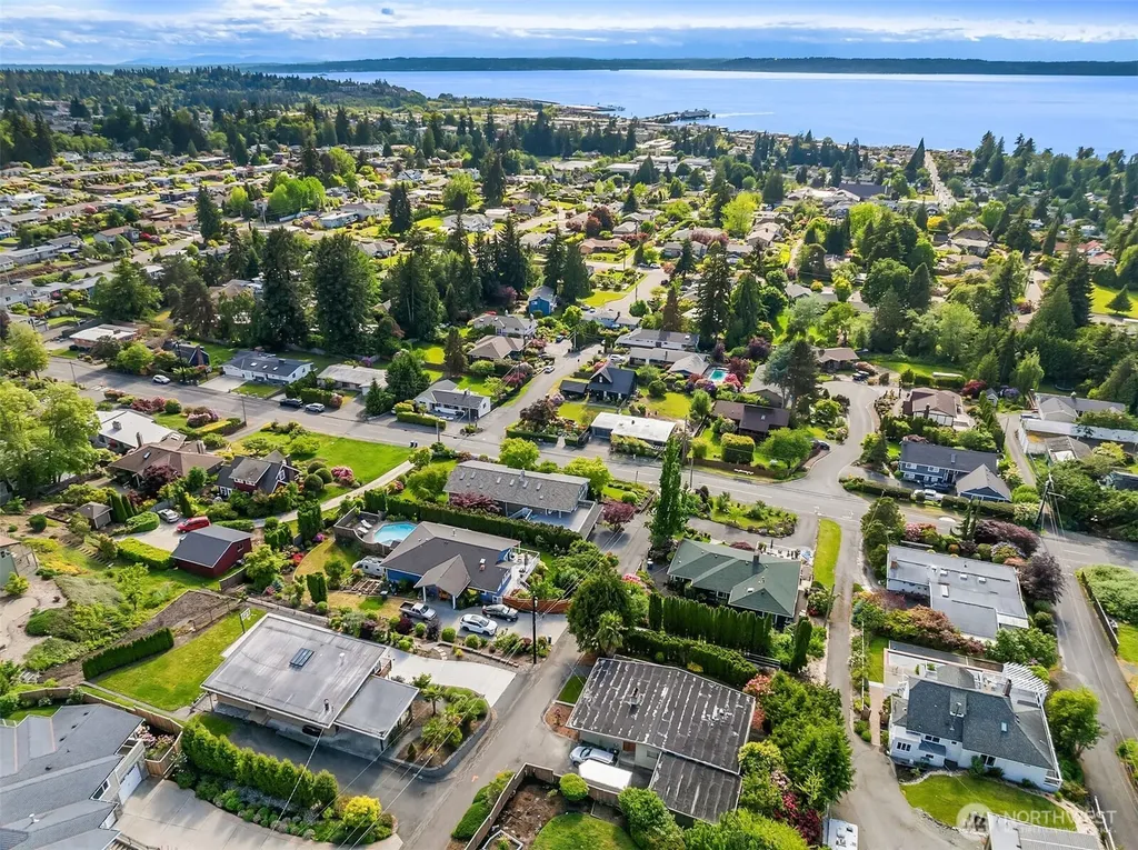 1116 Vista Place Edmonds WA 98020