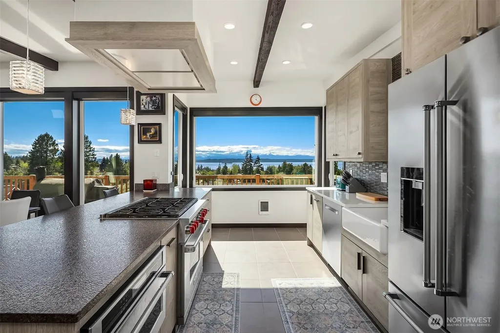 1116 Vista Place Edmonds WA 98020