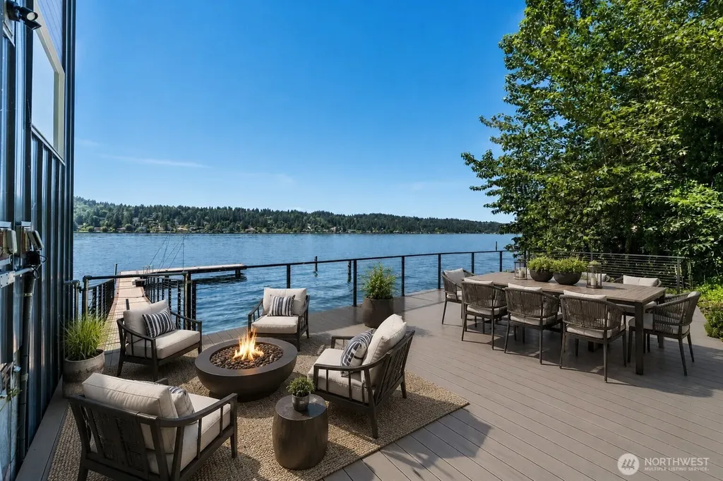 6409 Ripley Lane SE Renton WA 98056