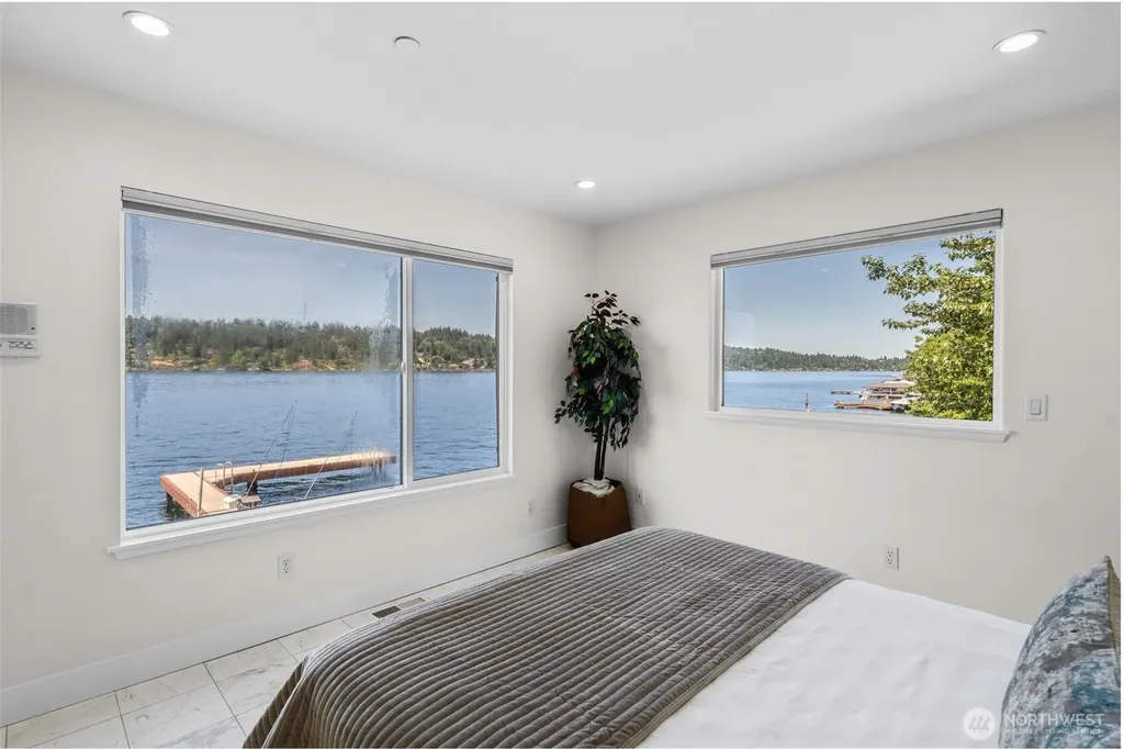 6409 Ripley Lane SE Renton WA 98056