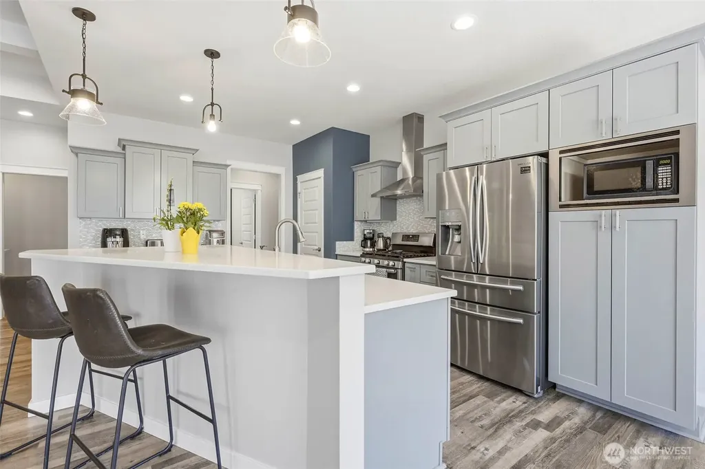 5013 Meadow View Drive Pasco WA 99301