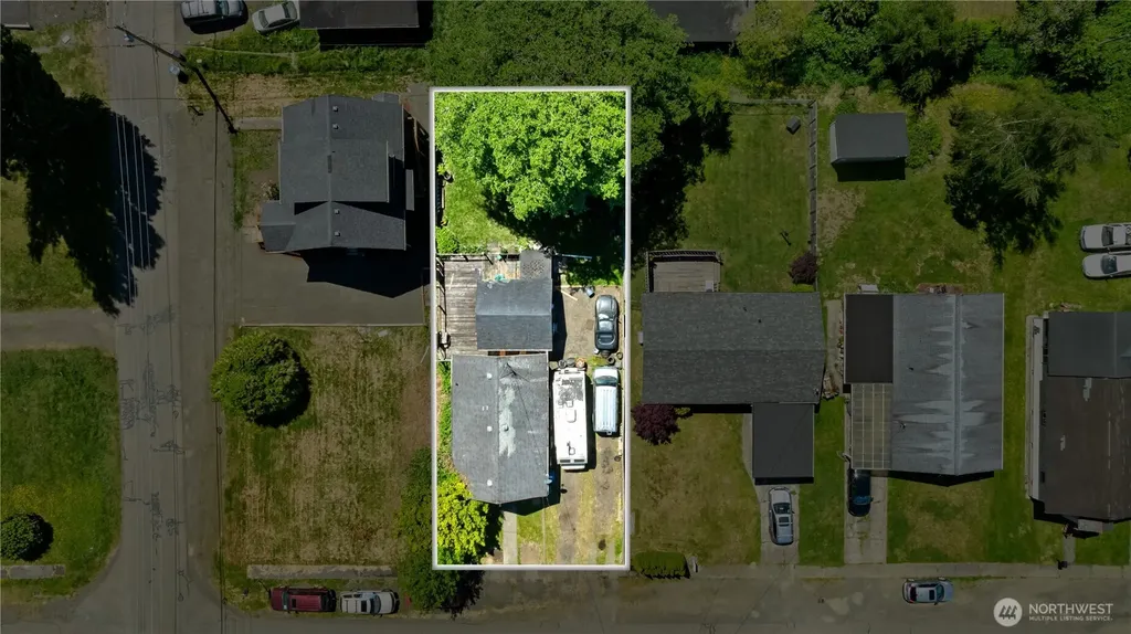 1105 W Perry Street Aberdeen WA 98520