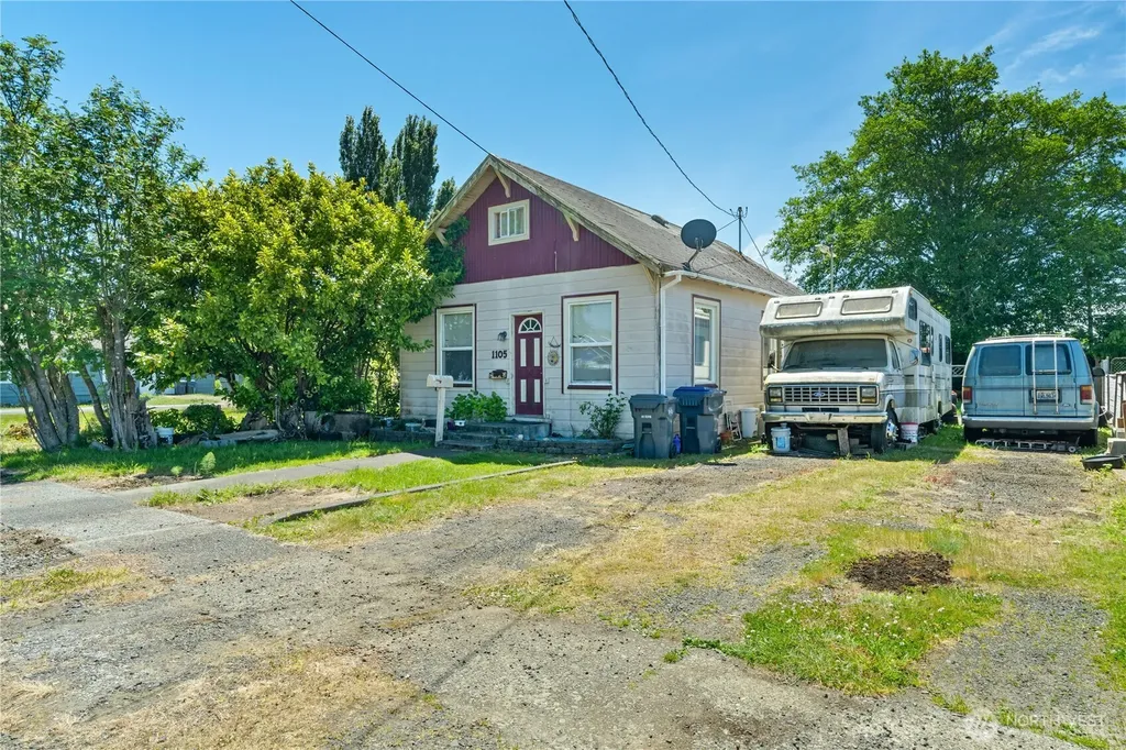 1105 W Perry Street Aberdeen WA 98520