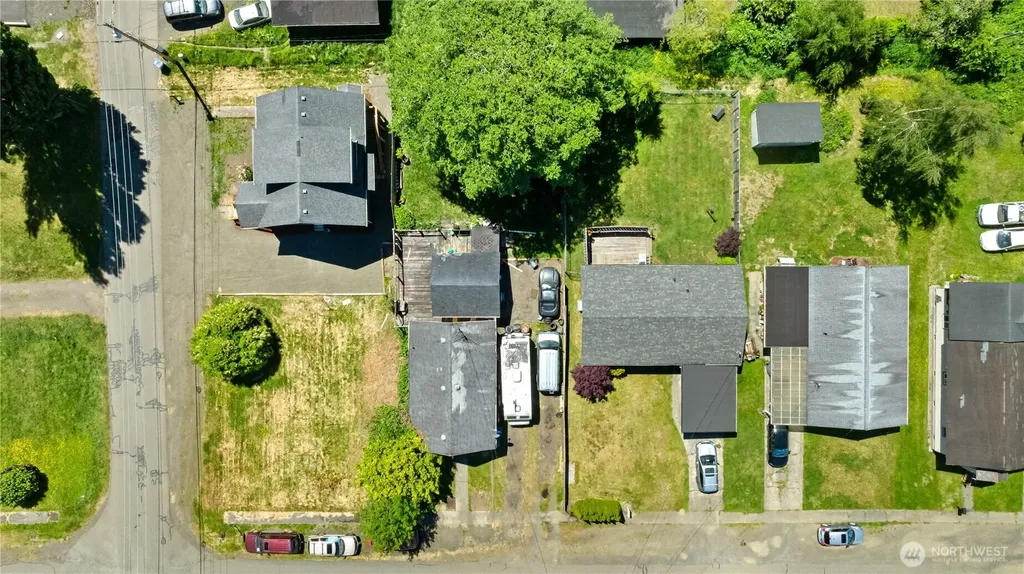 1105 W Perry Street Aberdeen WA 98520