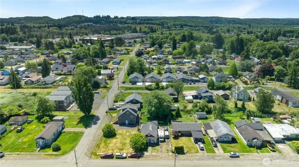 1105 W Perry Street Aberdeen WA 98520