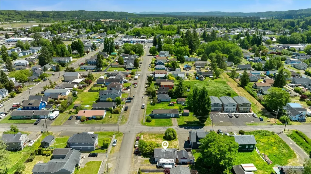 1105 W Perry Street Aberdeen WA 98520