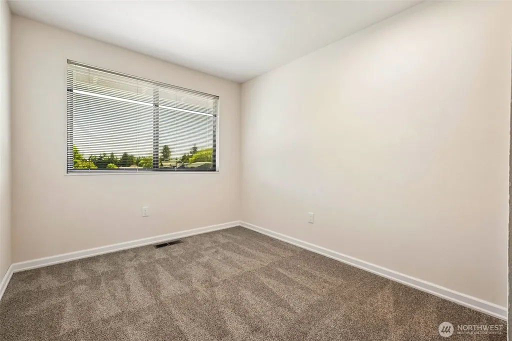 13804 SE 237th Place Kent WA 98042