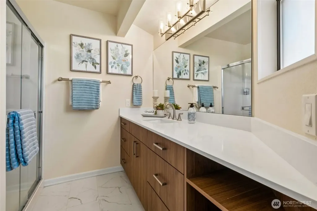 13804 SE 237th Place Kent WA 98042