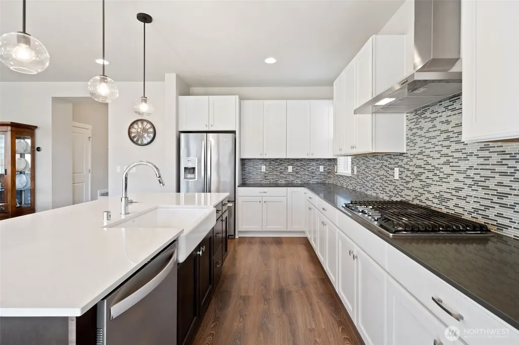 2423 NE Redford Street Poulsbo WA 98370