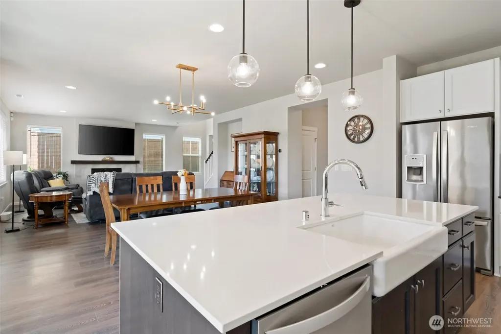 2423 NE Redford Street Poulsbo WA 98370