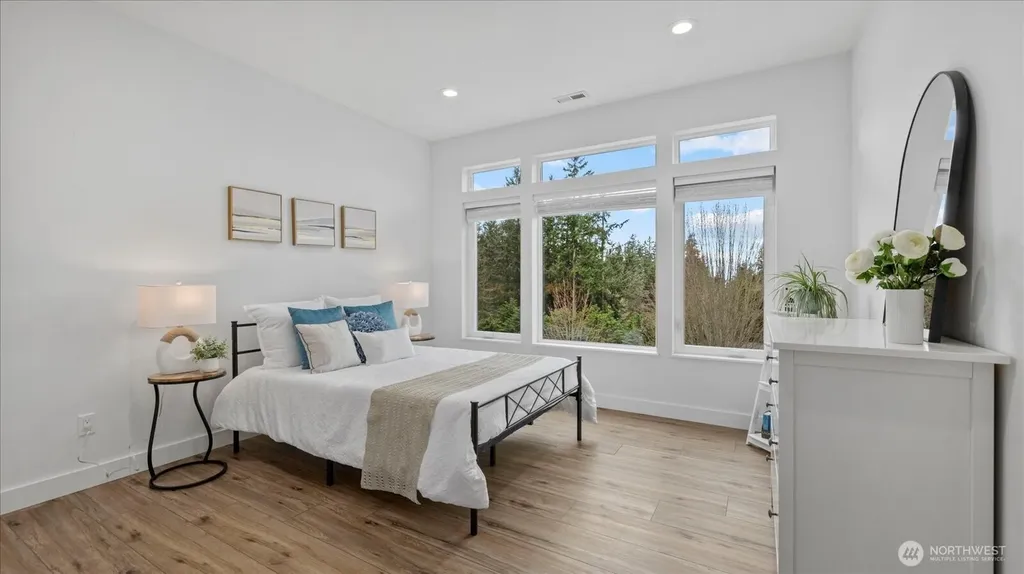 17123 69th Place W Edmonds WA 98026