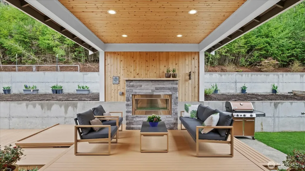 17123 69th Place W Edmonds WA 98026