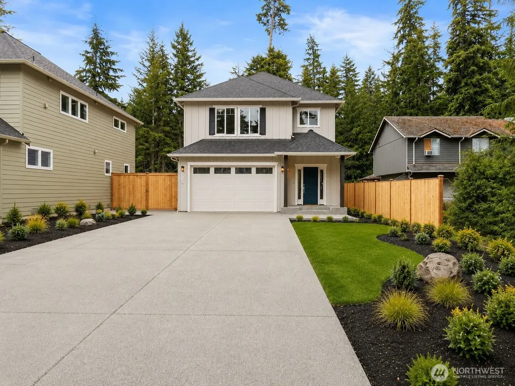 4132 Lakeview Avenue NW Bremerton WA 98312