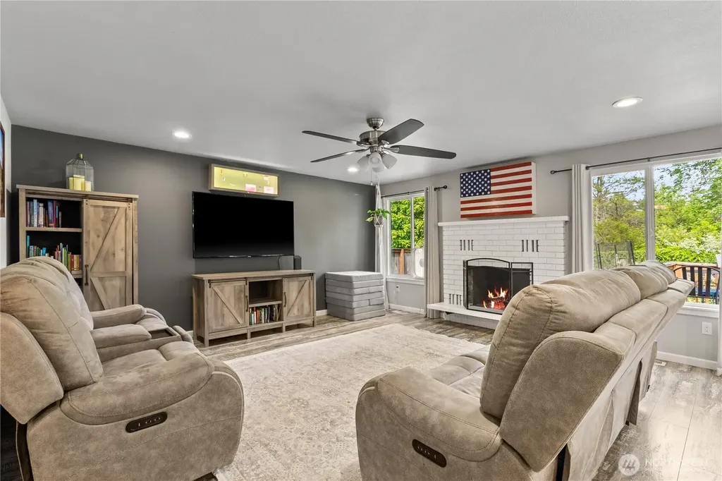 1616 Alder Street SE Lacey WA 98503