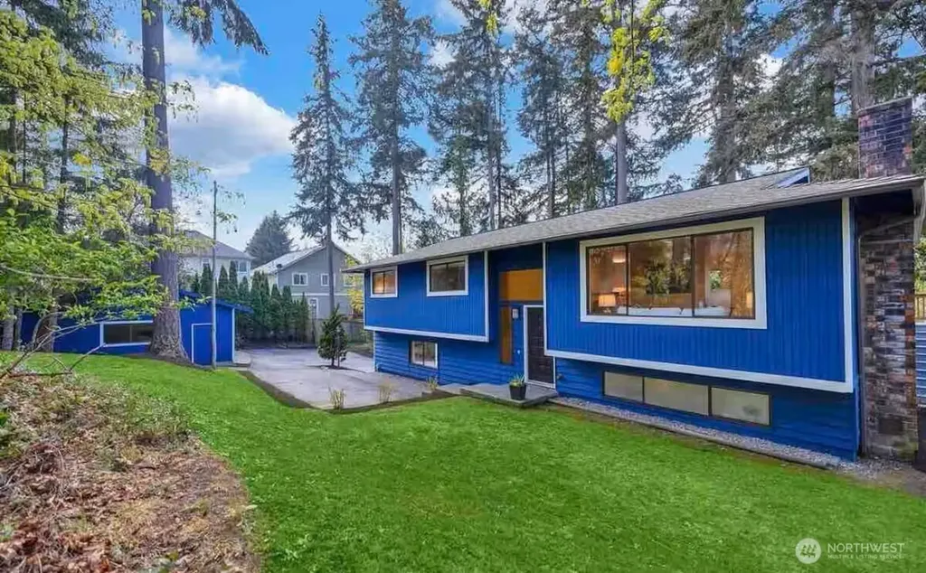 9550 132nd Avenue SE Renton WA 98059