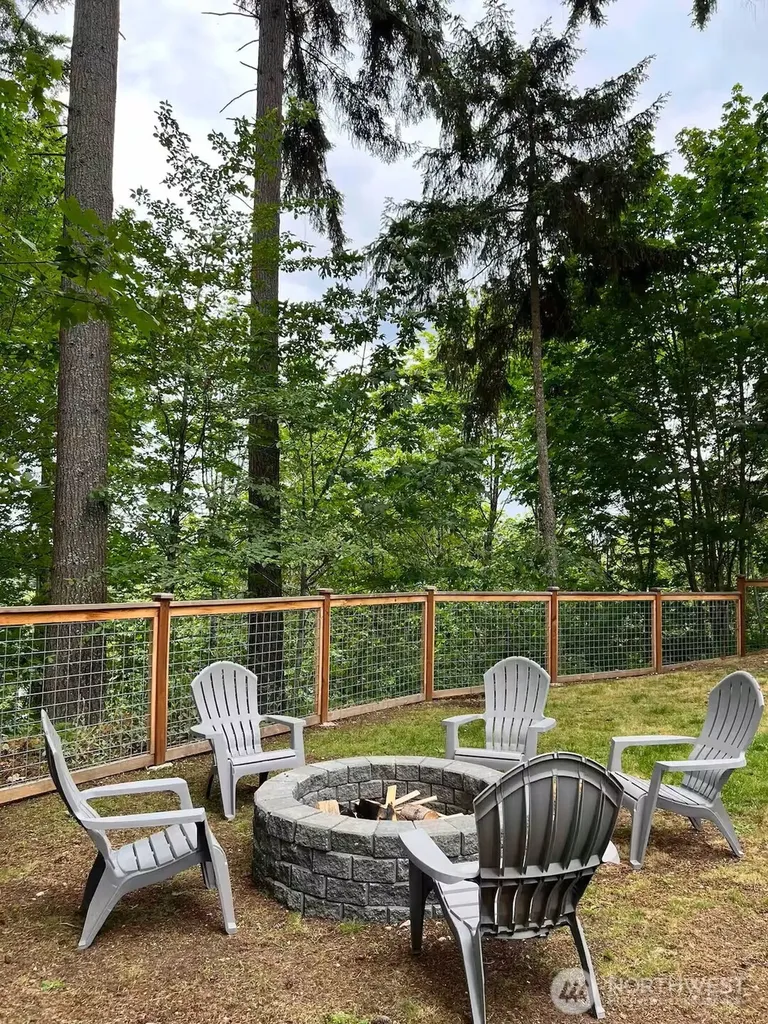 9550 132nd Avenue SE Renton WA 98059