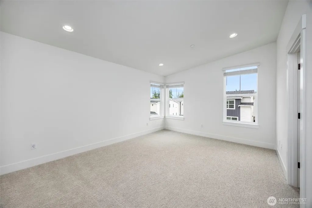 9 160th Place SE Bothell WA 98012