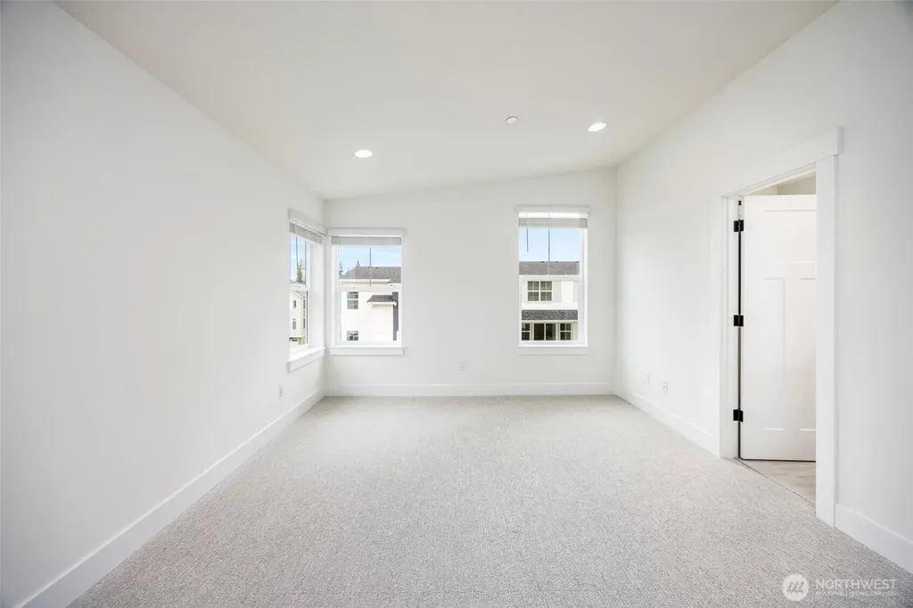 9 160th Place SE Bothell WA 98012