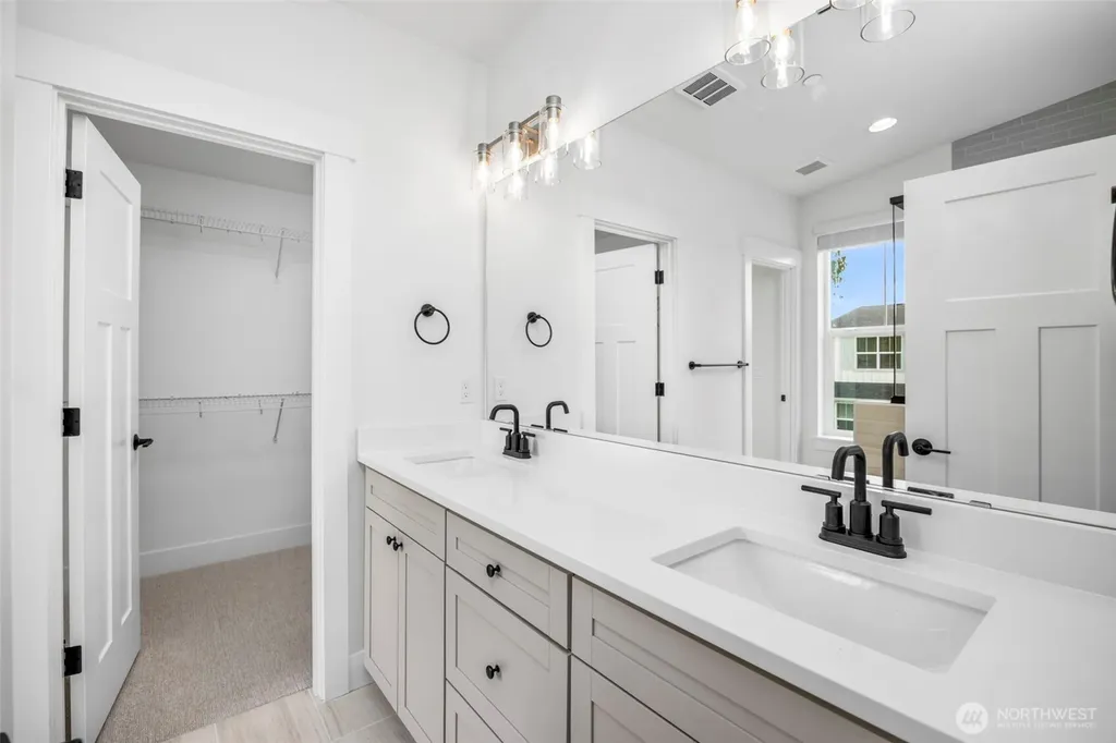 9 160th Place SE Bothell WA 98012