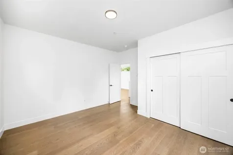 9 160th Place SE Bothell WA 98012