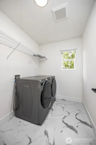 9 160th Place SE Bothell WA 98012