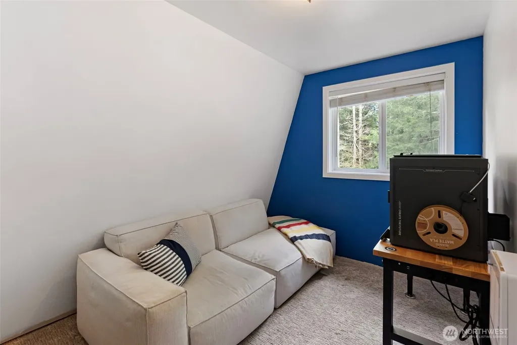 18117 Bass Lane NW Lakebay WA 98349