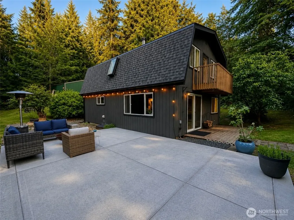18117 Bass Lane NW Lakebay WA 98349