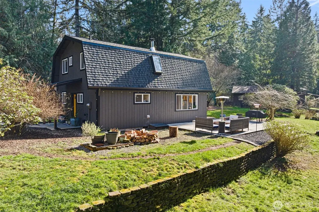18117 Bass Lane NW Lakebay WA 98349