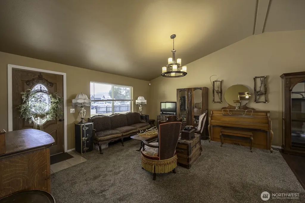 1454 S Cougar Drive Moses Lake WA 98837