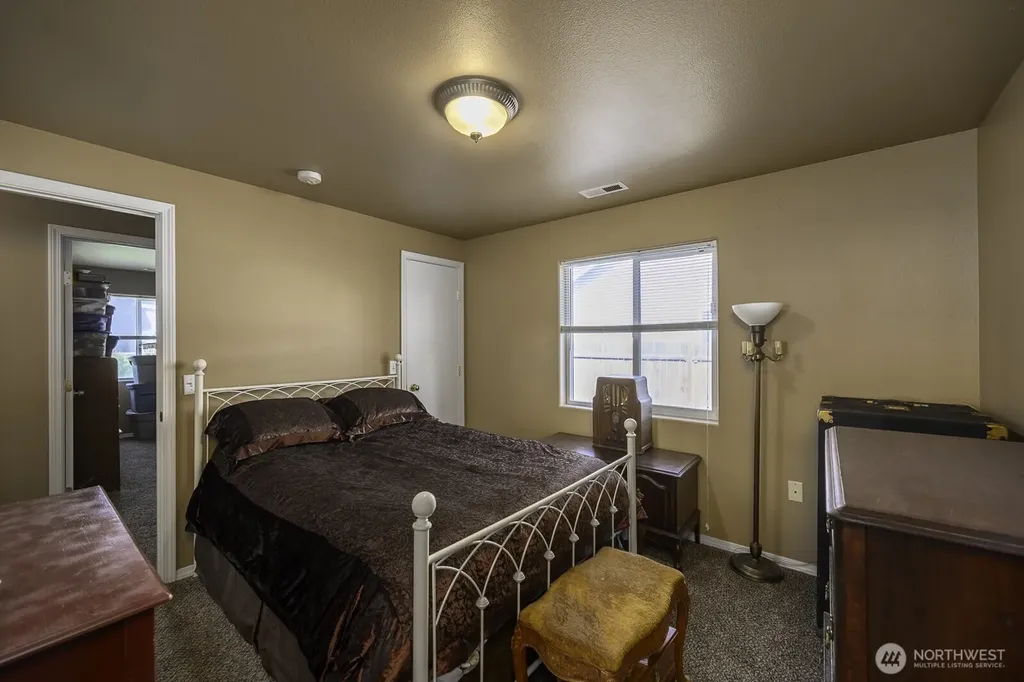 1454 S Cougar Drive Moses Lake WA 98837