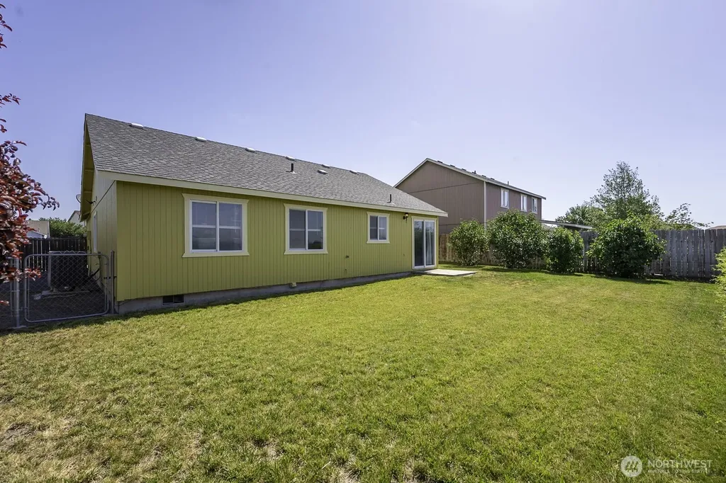1454 S Cougar Drive Moses Lake WA 98837