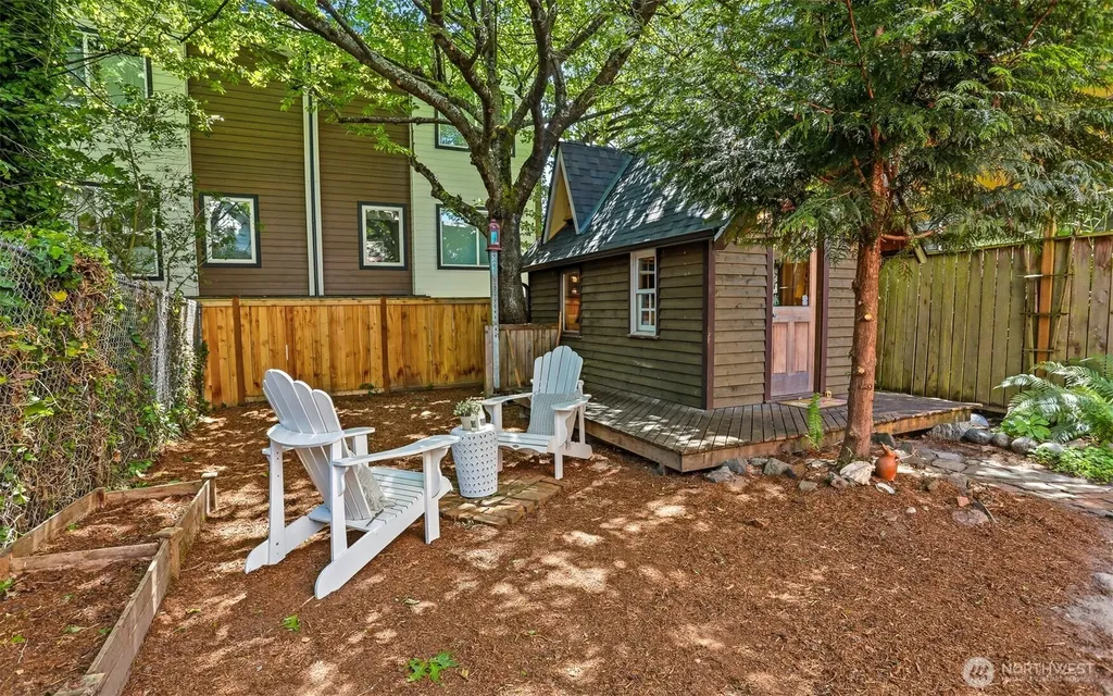 1749 NW 63rd Street Seattle WA 98107