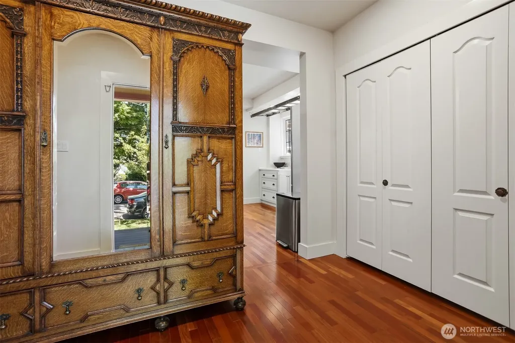 1749 NW 63rd Street Seattle WA 98107