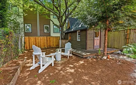 1749 NW 63rd Street Seattle WA 98107