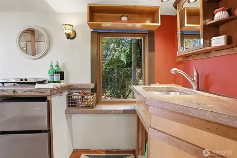 1749 NW 63rd Street Seattle WA 98107