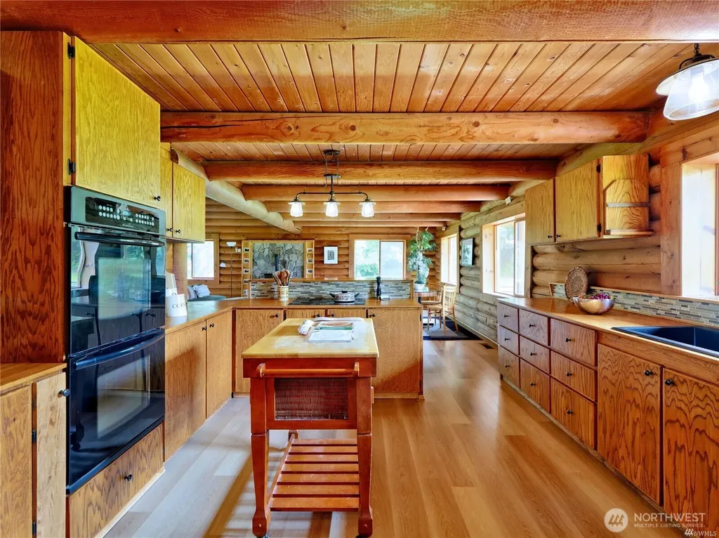 16320 58th Avenue NW Stanwood WA 98292