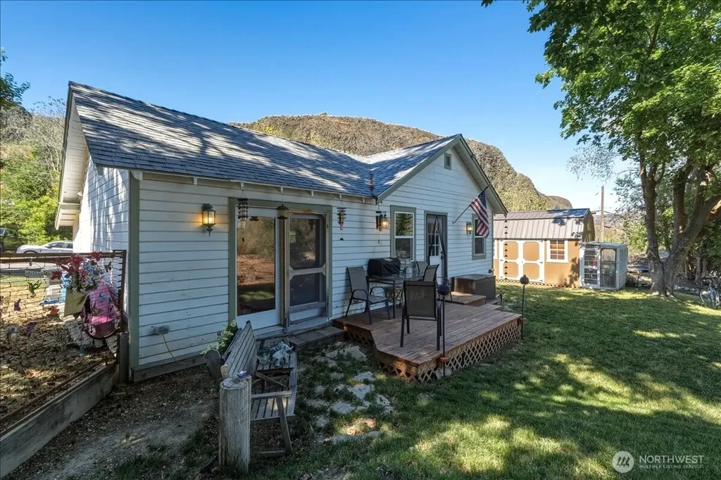458 Partello Park Grand Coulee WA 99133