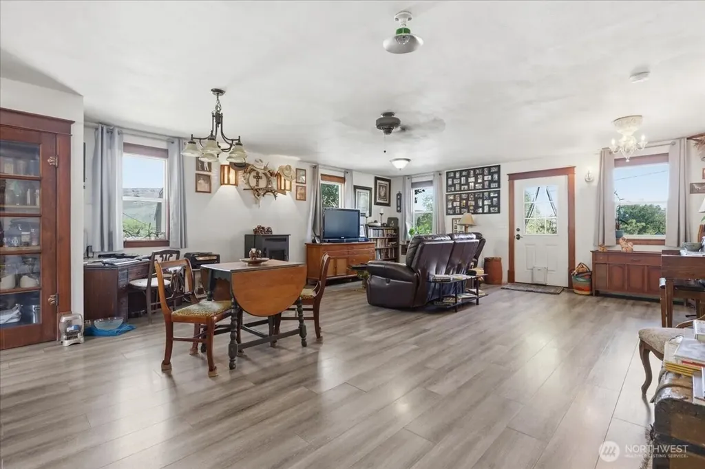 458 Partello Park Grand Coulee WA 99133