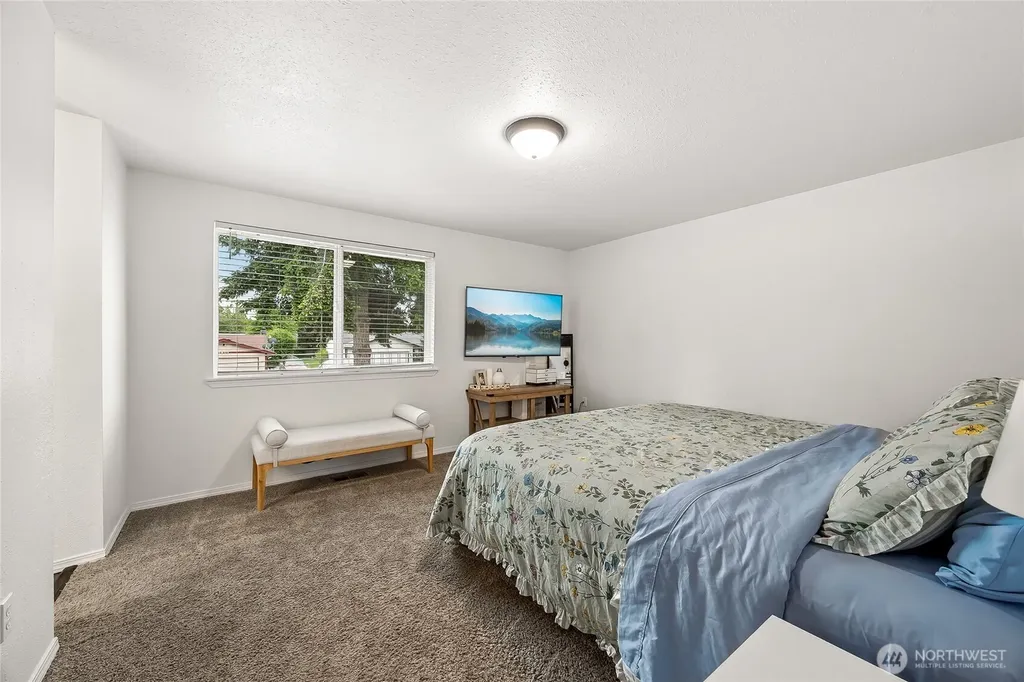 7600 13th Avenue NE Olympia WA 98516