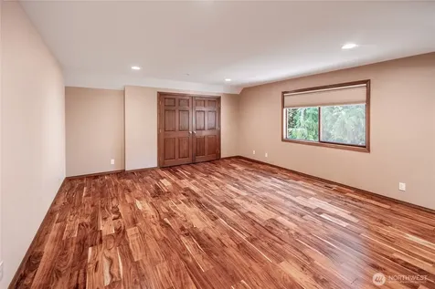 18109 236th Avenue NE Woodinville WA 98077