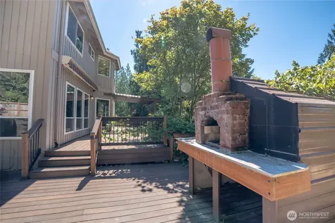 18109 236th Avenue NE Woodinville WA 98077