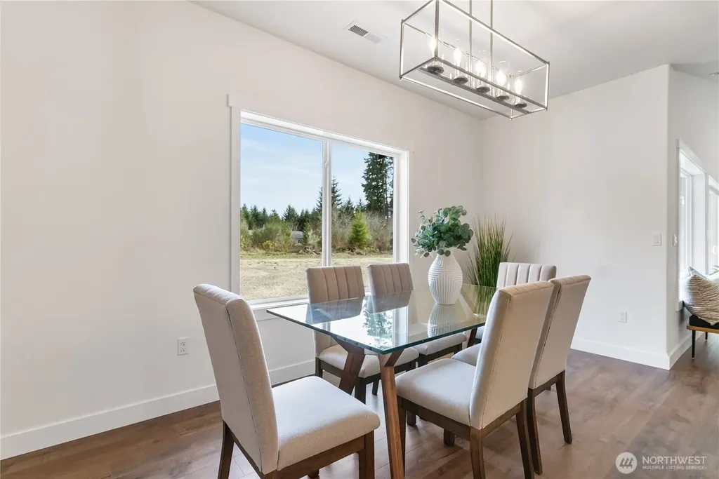 820 Barbara Lane Centralia WA 98531