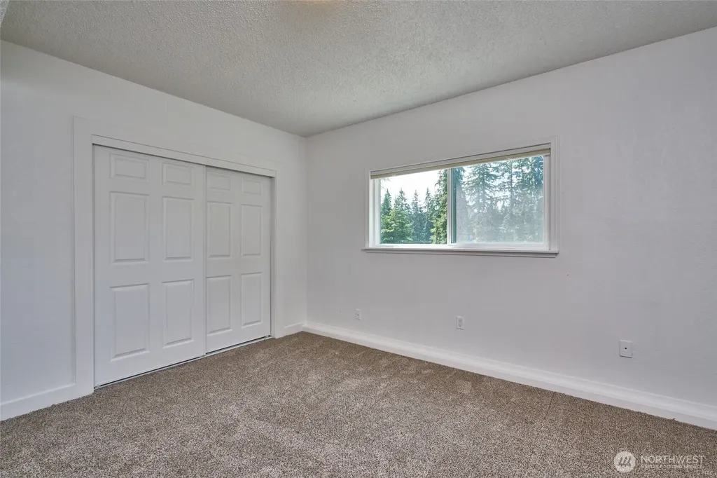 31925 36th Avenue SW Federal Way WA 98023