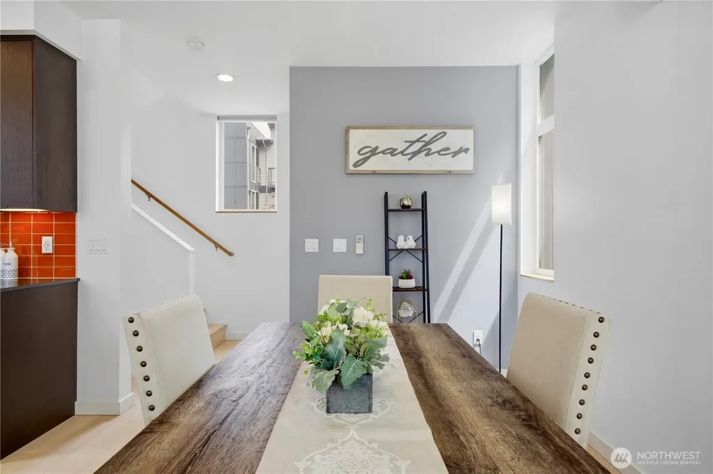 1516 NW 61st Street Seattle WA 98107