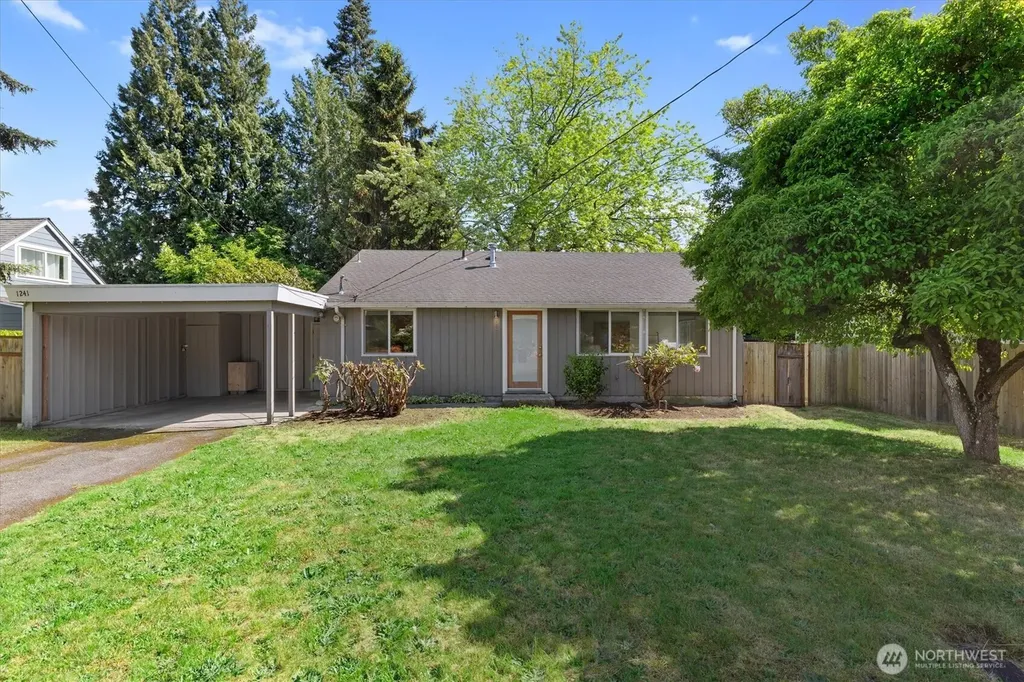 1241 N 172nd Street Shoreline WA 98133