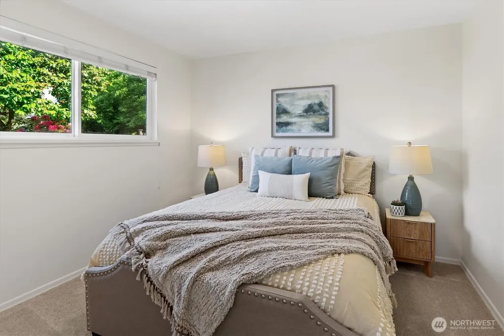 1241 N 172nd Street Shoreline WA 98133