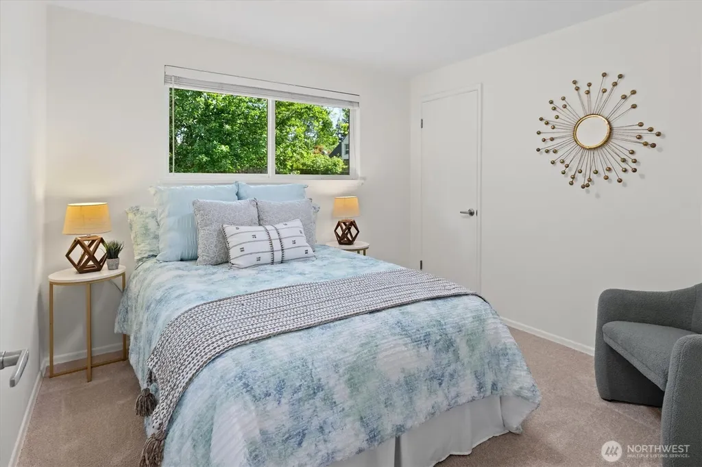 1241 N 172nd Street Shoreline WA 98133